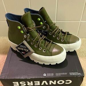 Converse CTAS leather Lugged Winter  High boots/ sneakers